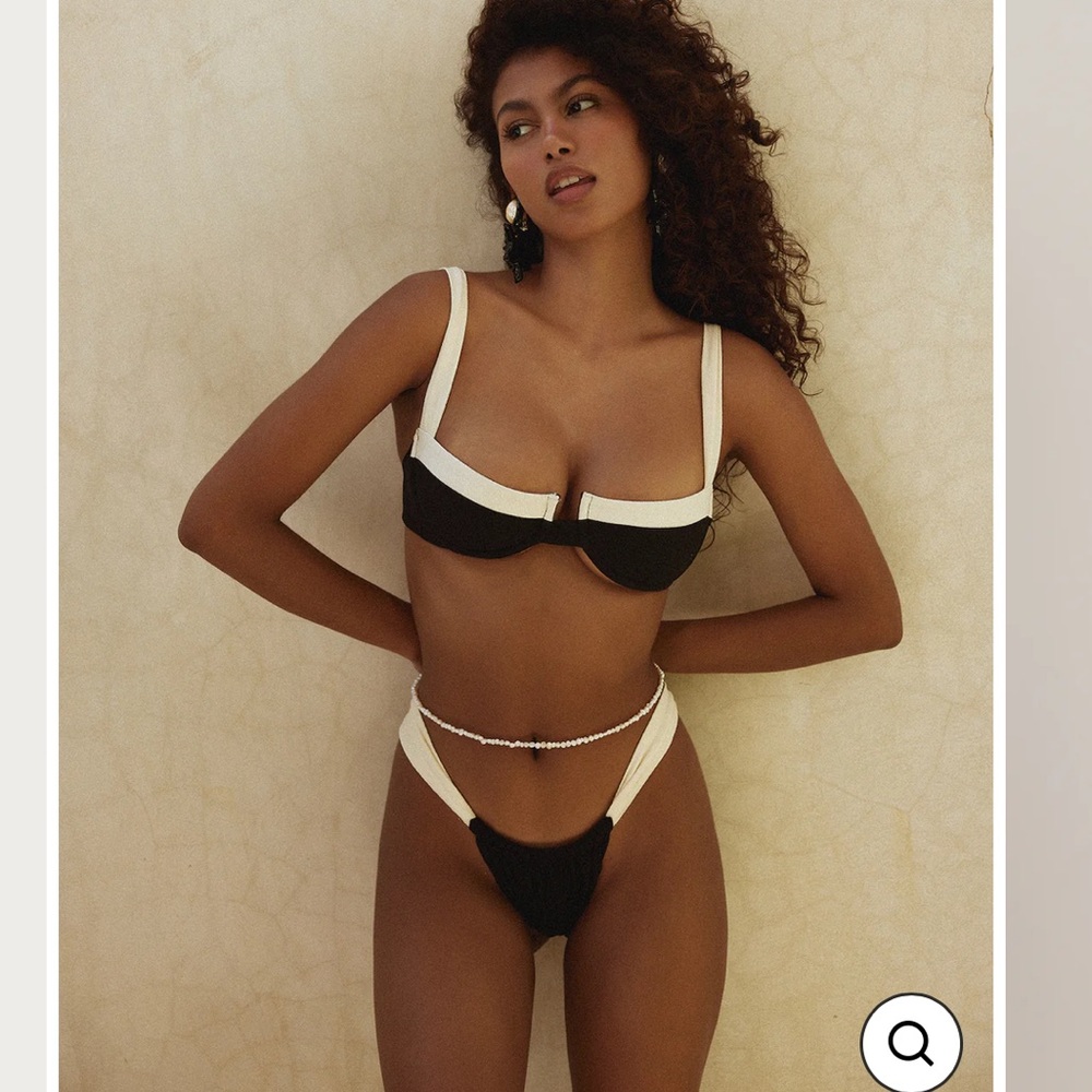 SAME LOS ANGELES RUCHED BOTTOM ONLY (FAUX SUEDE BLACK/CREAM)